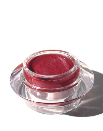 FEMME FATALE (Luscious Raspberry Wine with Lustrous Pearl)