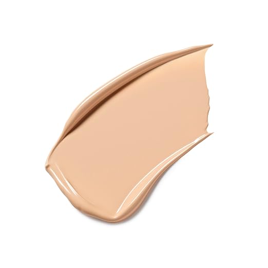 2W0 Warm Vanilla - Light-medium with warm yellow undertone