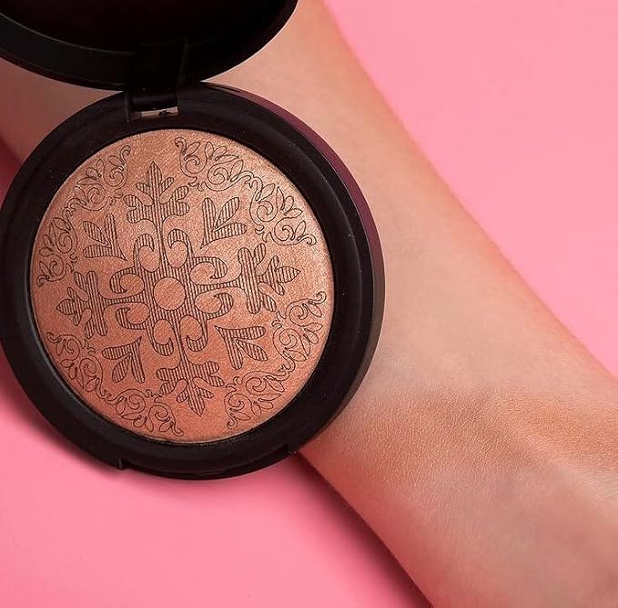 Terracotta Baked Glowing Bronzing Powder