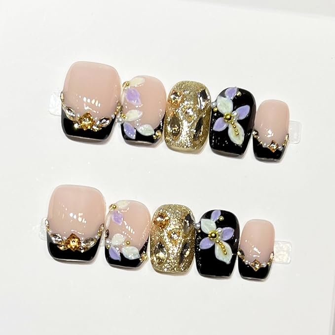 Nude & Black French Tip