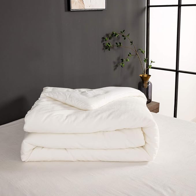 1-white Velvet