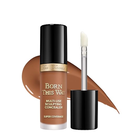 21 Caramel (Rich Tan with Neutral Undertones)