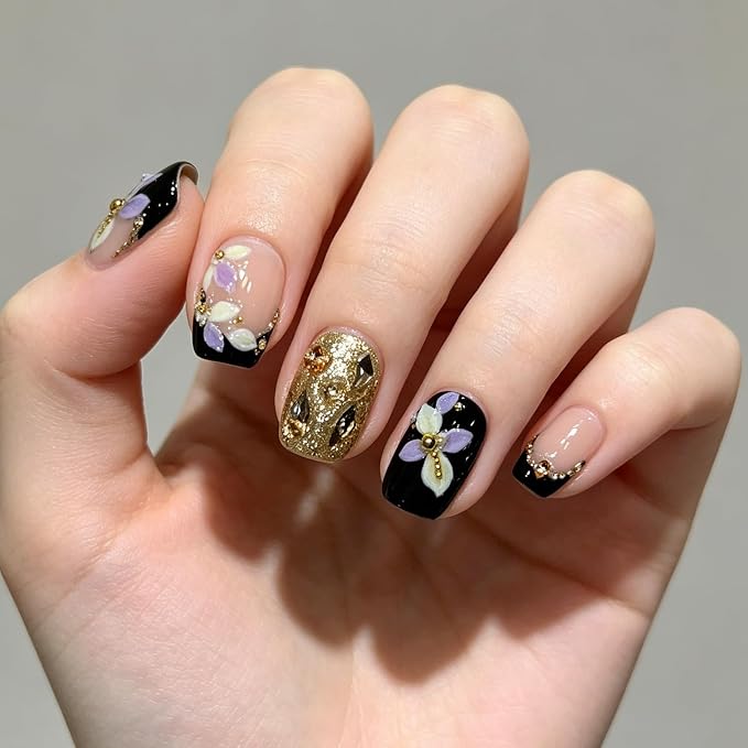 Nude & Black French Tip