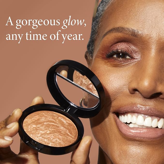 Medium + Classic Bronzer Brush
