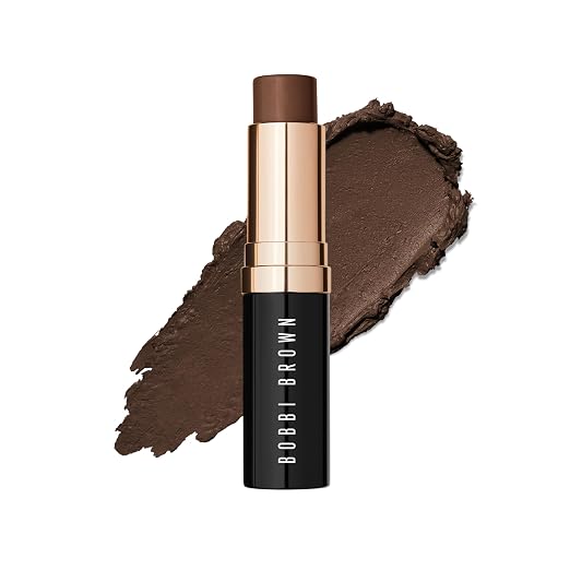 36 Cool Walnut (Cool rich brown with neutral undertones; for deep skin)