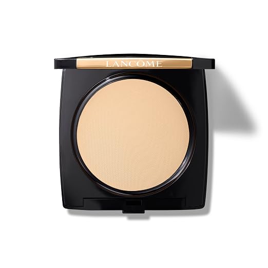 230 Ecru II Warm: light-medium skin tones with warm yellow undertones