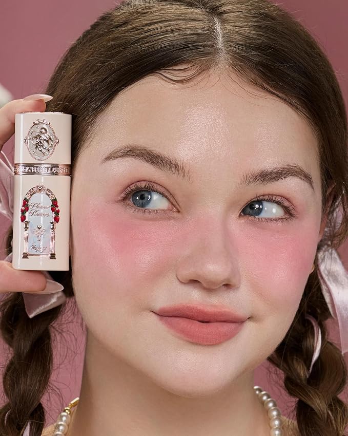 S06 Rosy Madeleine
